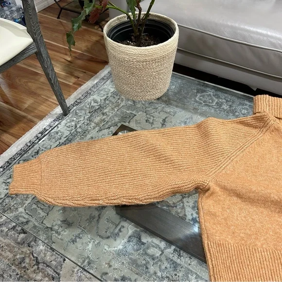NWT Topshop Rollneck Balloon Sleeve Crop Sweater Brown Camel Ribbed Sz 8-10 - Picture 4 of 9